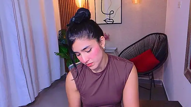 Lia Mar  online show from May 2026 06:58:01 PM