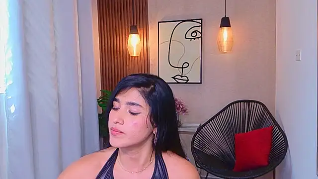 Lia Mar  online show from July 2026 06:15:01 PM