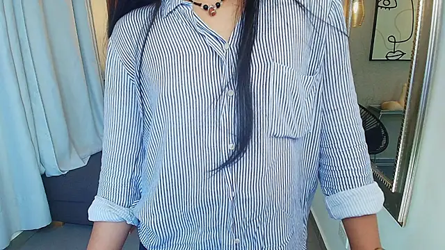 Snapshot of Lia_Mar_ chatting on September 2025 06:06:01 PM Lia Mar online show from September 2025 06:06:01 PM