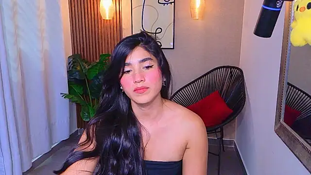 Lia Mar  online show from May 2026 06:14:01 PM