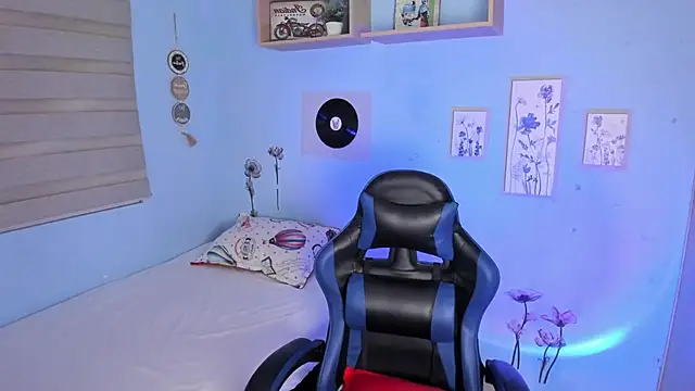 Nicky lucy m online show from January 2026 03:24:01 AM