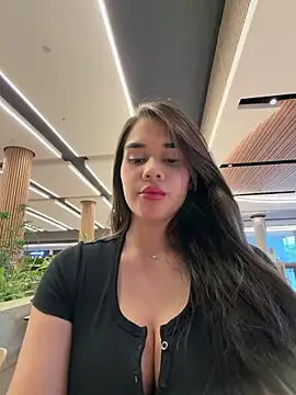 BellaLeclair online show from March 2026 10:43:02 PM