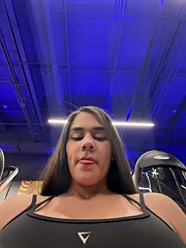 BellaLeclair online show from April 2026 10:12:01 PM