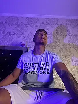 ThiagoBlaze online show from April 2026 12:09:02 PM