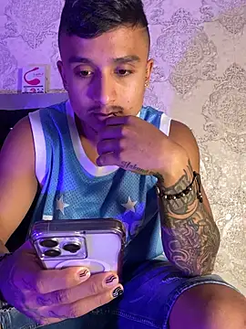 ThiagoBlaze online show from March 2026 12:33:02 PM