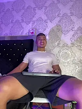 ThiagoBlaze online show from March 2026 01:57:01 AM