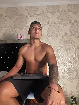 ThiagoBlaze online show from February 2026 01:06:01 AM