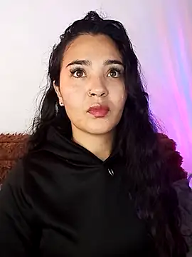 Snapshot of meli__brown chatting on November 2025 07:02:01 AM meli brown online show from November 2025 07:02:01 AM