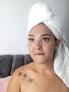 meli  brown online show from October 2025 03:54:02 AM