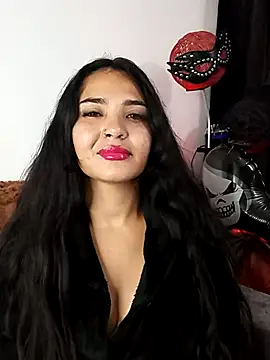 Snapshot of meli__brown chatting on November 2025 02:11:01 PM meli brown online show from November 2025 02:11:01 PM