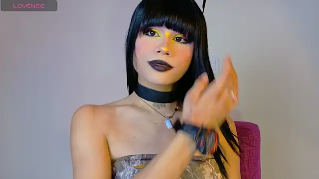 NATASHAA WINZ online show from October 2025 05:11:02 AM