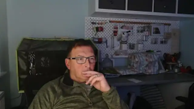 Oorse1966 online show from November 2025 05:02:01 PM