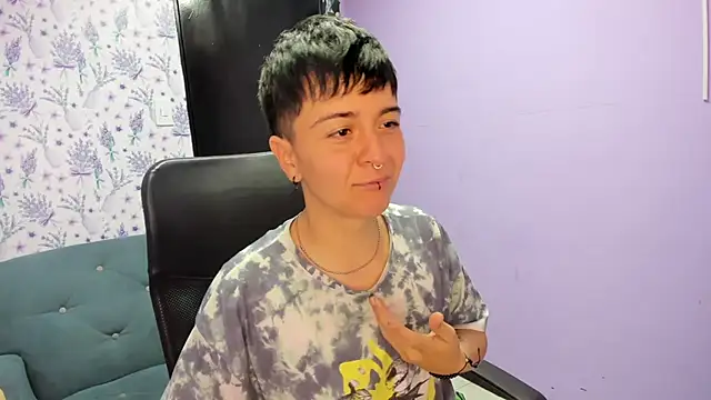 Snapshot of _Hannah_Hot chatting on October 2025 01:48:01 AM Hannah Hot online show from October 2025 01:48:01 AM