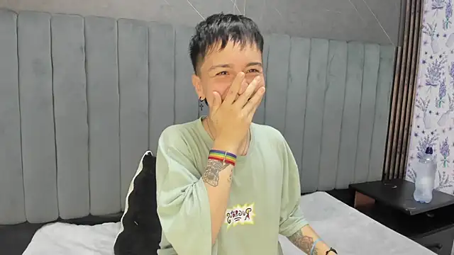 Snapshot of _Hannah_Hot chatting on December 2025 01:34:02 AM Hannah Hot online show from December 2025 01:34:02 AM