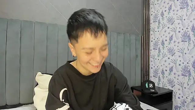 Snapshot of _Hannah_Hot chatting on November 2025 01:28:01 AM Hannah Hot online show from November 2025 01:28:01 AM