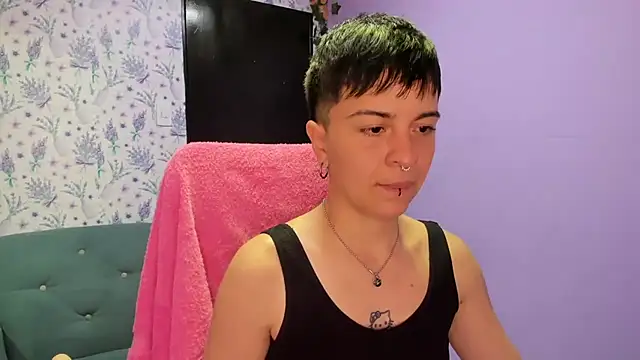 Snapshot of _Hannah_Hot chatting on October 2025 02:02:02 AM Hannah Hot online show from October 2025 02:02:02 AM