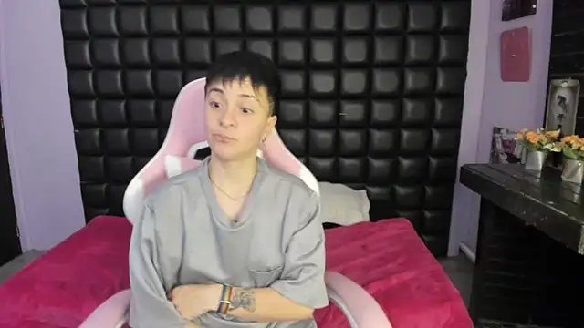 Snapshot of _Hannah_Hot chatting on November 2025 12:14:02 AM Hannah Hot online show from November 2025 12:14:02 AM