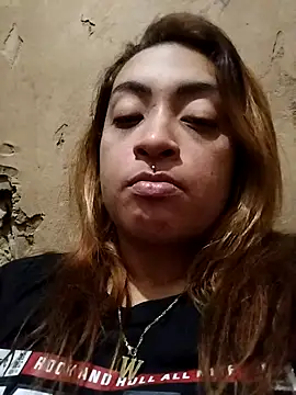 shanell saenz online show from November 2025 02:48:02 AM