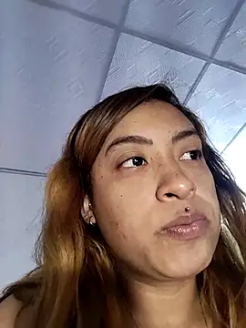 shanell saenz online show from December 2025 07:48:02 PM