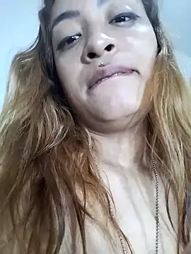 shanell saenz online show from November 2025 10:46:02 PM