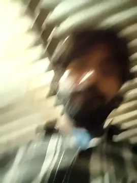 OmeningFurorji online show from October 2025 12:03:01 PM