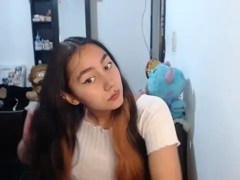 Snapshot of Stormyyy_hot chatting on November 2025 06:40:02 PM Stormyyy hot online show from November 2025 06:40:02 PM