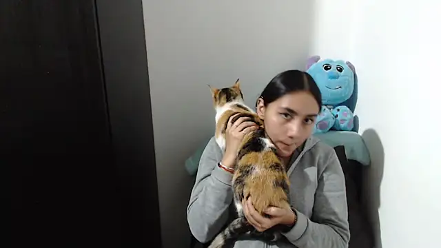 Snapshot of Stormyyy_hot chatting on November 2025 01:42:01 AM Stormyyy hot online show from November 2025 01:42:01 AM