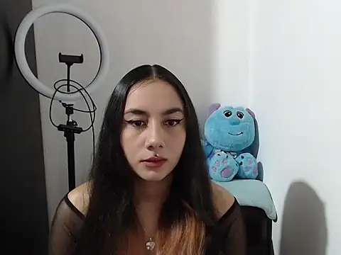 Snapshot of Stormyyy_hot chatting on November 2025 05:28:02 PM Stormyyy hot online show from November 2025 05:28:02 PM