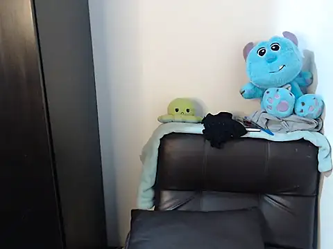 Stormyyy hot online show from October 2025 06:51:01 PM