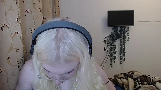 Snapshot of Sasyhk0 chatting on December 2025 09:34:01 PM Sasyhk0 online show from December 2025 09:34:01 PM