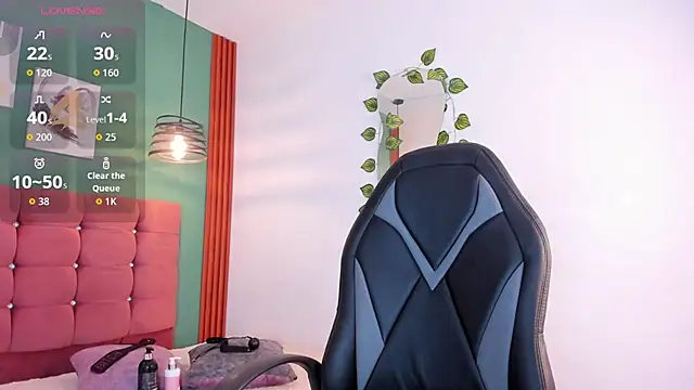 raven smith  online show from January 2026 05:11:02 AM