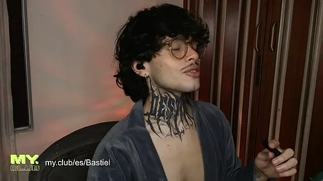 Mihail leroy online show from March 2026 11:25:01 PM