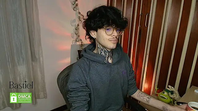 Mihail leroy online show from September 2025 02:37:02 AM