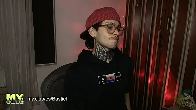 Mihail leroy online show from April 2026 01:43:01 AM