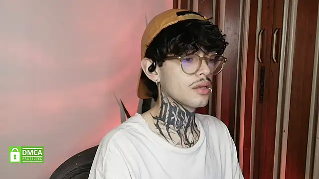 Mihail leroy online show from February 2026 05:36:02 AM