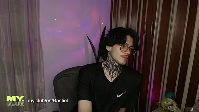 Mihail leroy online show from April 2026 02:29:02 AM