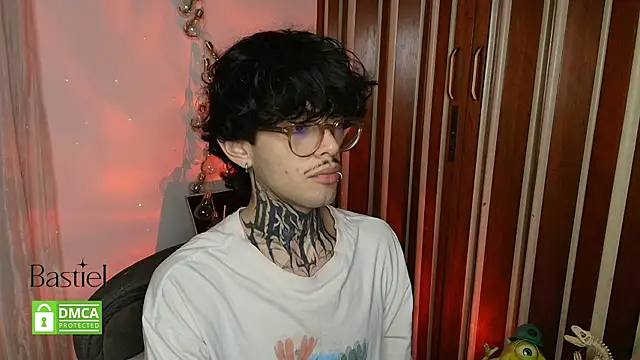 Mihail leroy online show from September 2025 01:23:02 AM