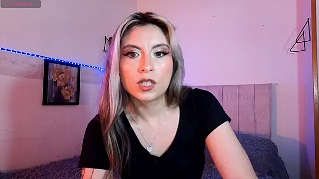 brianna smoke online show from December 2025 07:59:02 PM