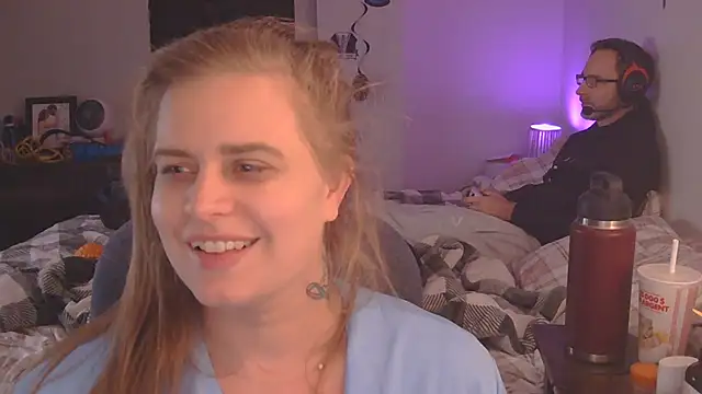 Sexyblonde12344 online show from November 2025 04:45:01 PM