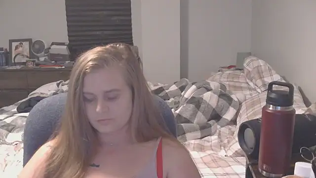 Sexyblonde12344 online show from November 2025 09:04:02 PM