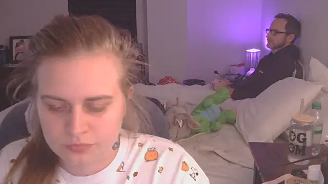 Sexyblonde12344 online show from November 2025 12:09:02 AM