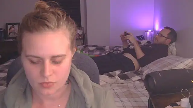 Sexyblonde12344 online show from November 2025 01:06:01 AM