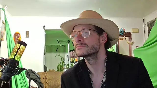 MasterDaddyCool online show from October 2025 09:22:02 PM