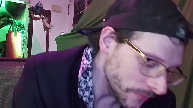 MasterDaddyCool online show from October 2025 04:35:01 AM