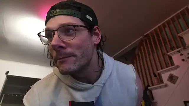 MasterDaddyCool online show from December 2025 12:59:02 PM