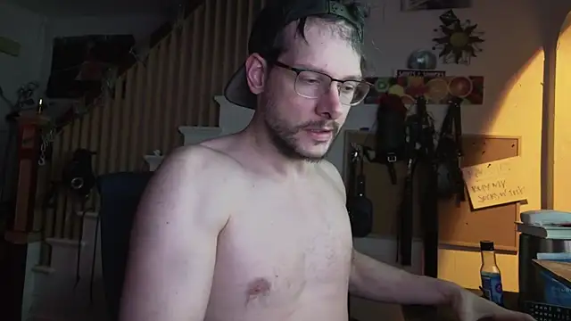 Snapshot of MasterDaddyCool chatting on April 2026 03:00:02 AM MasterDaddyCool online show from April 2026 03:00:02 AM
