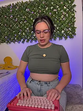 Katheerine online show from February 2026 01:23:02 AM