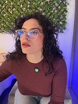 Katheerine online show from December 2025 01:39:01 AM