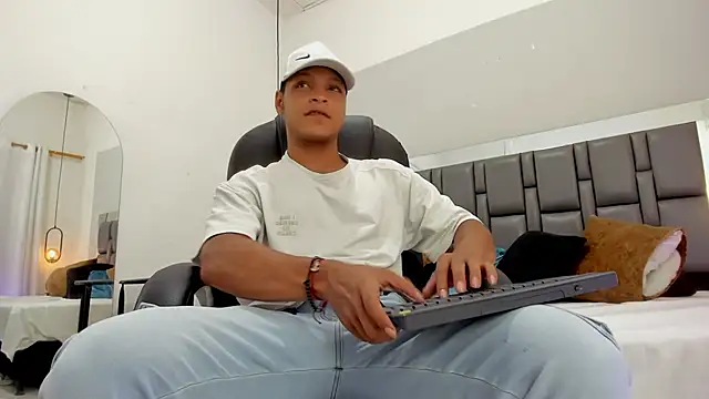 Ricky Owens1 online show from December 2025 08:53:02 PM