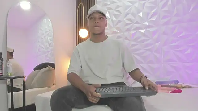 Ricky Owens1 online show from October 2025 01:12:02 PM